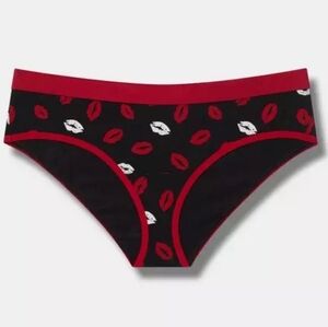 Torrid - Cotton Mid-Rise Hipster Panty in Pucker Up, Rich Black & Red​​​​